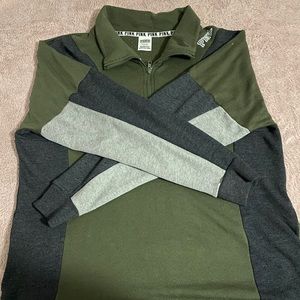 Pink crew neck sweatshirt with 3/4 zip